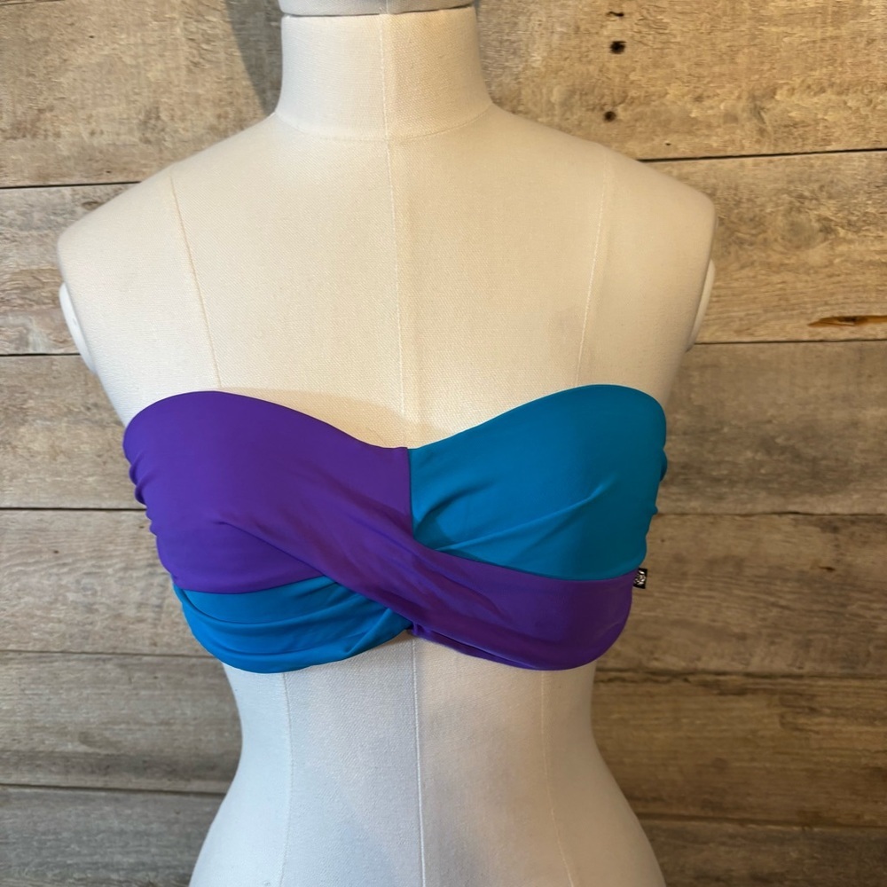 🇨🇦 💥5/$25 La‎ vie en rose aqua women's strapless bikini top in size small